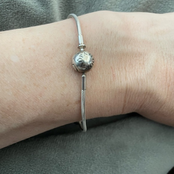 Pandora Essence Bracelet and 4 Charms - Picture 3 of 3
